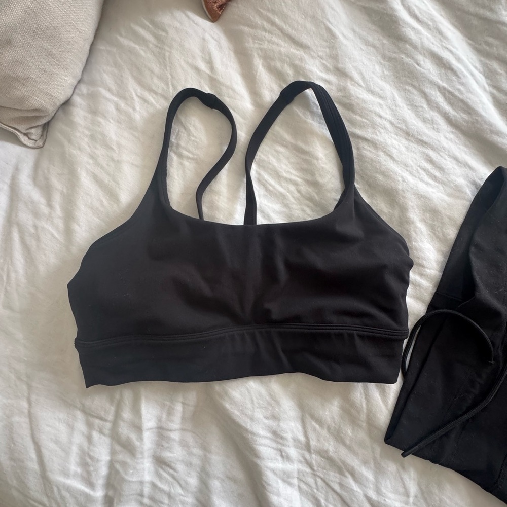 Vuori Black Yosemite Sports Bra